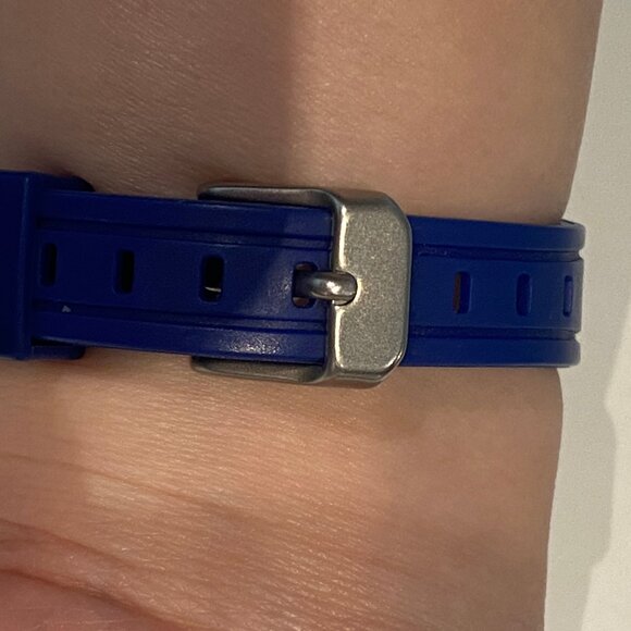 Eddie Bauer SM Sport Watch Women 28mm Date New Battery - Picture 2 of 9